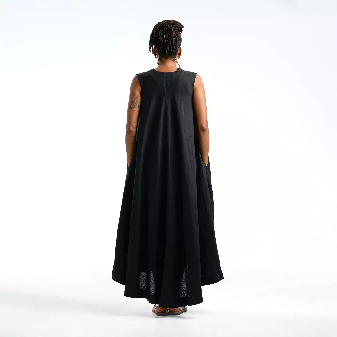 ANTHURIUM DRESS BLACK