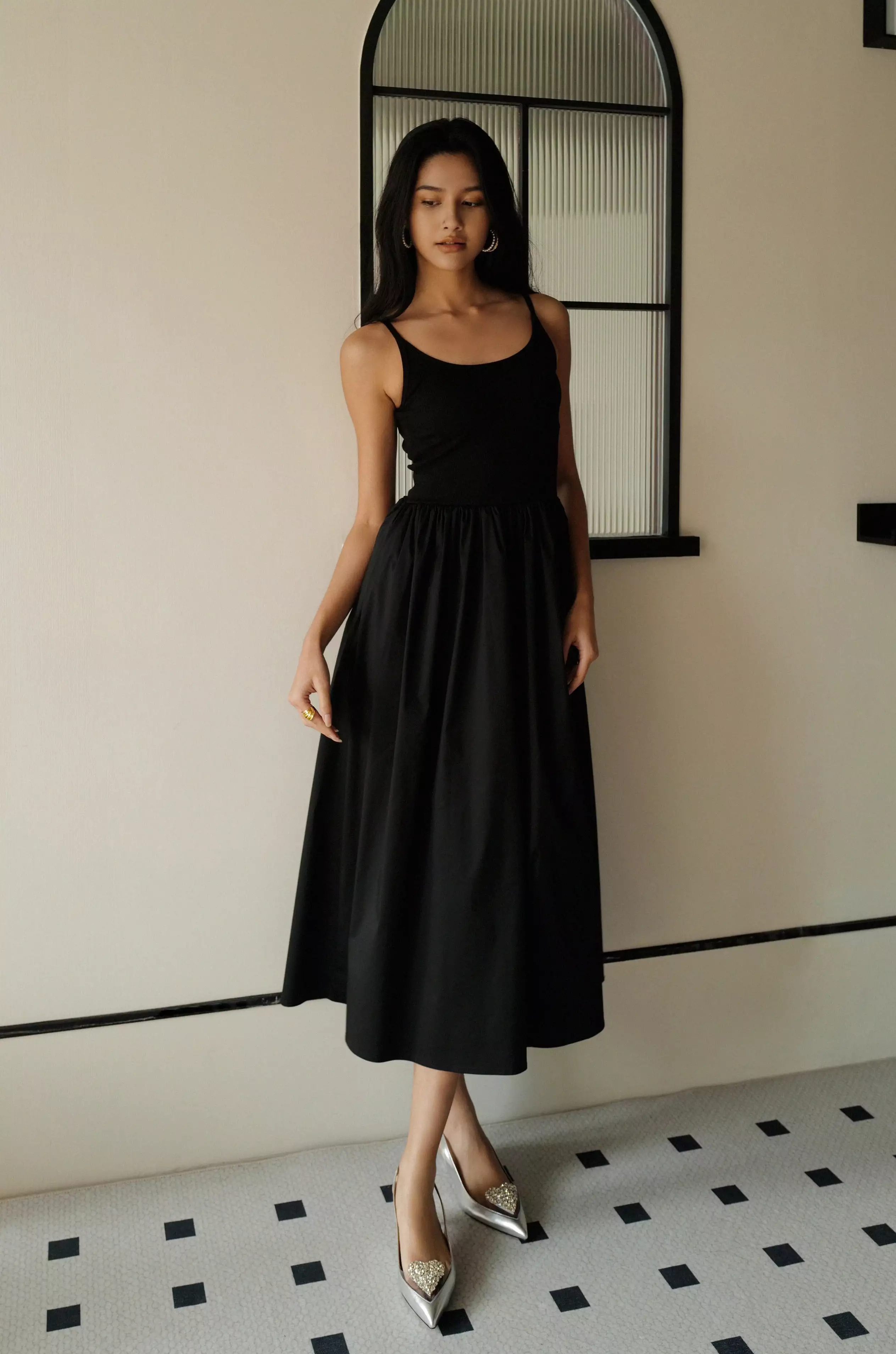 Audrey elastic midi dress