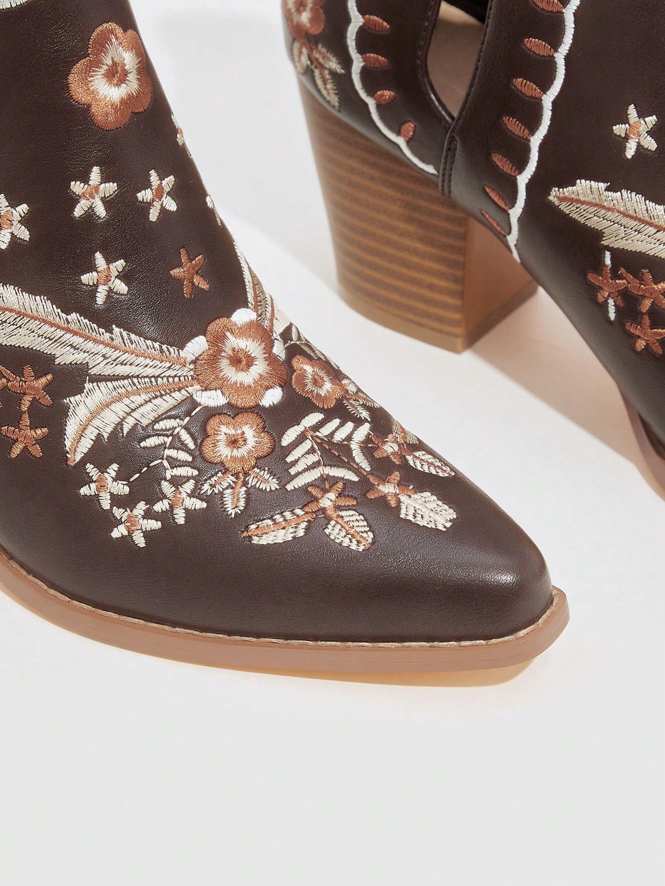 Fashionable Embroidered Ankle Western Boots