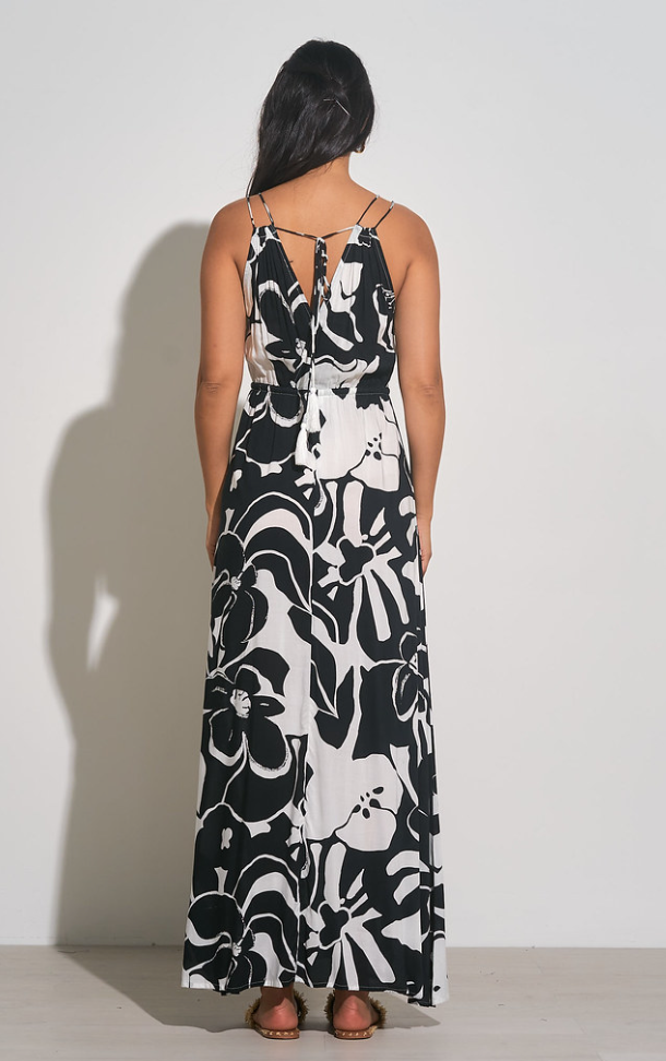 Maren Dress -- Black