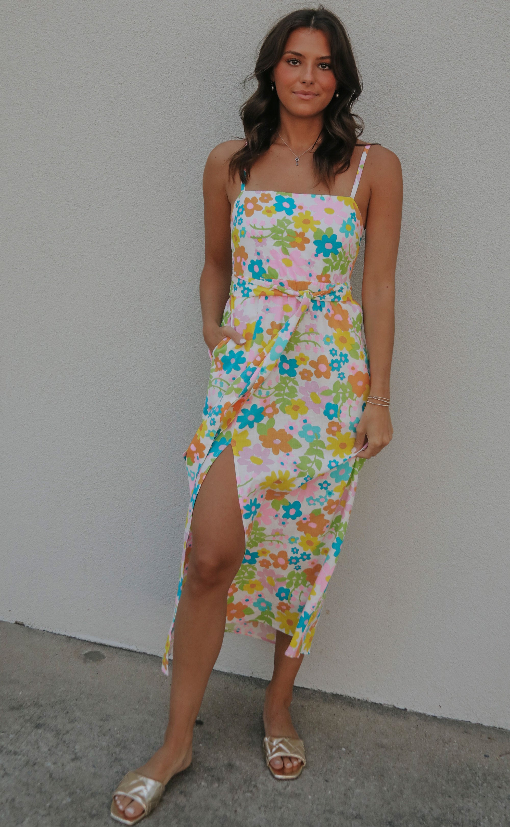 show me your mumu: amalfi coast midi dress - petal pop